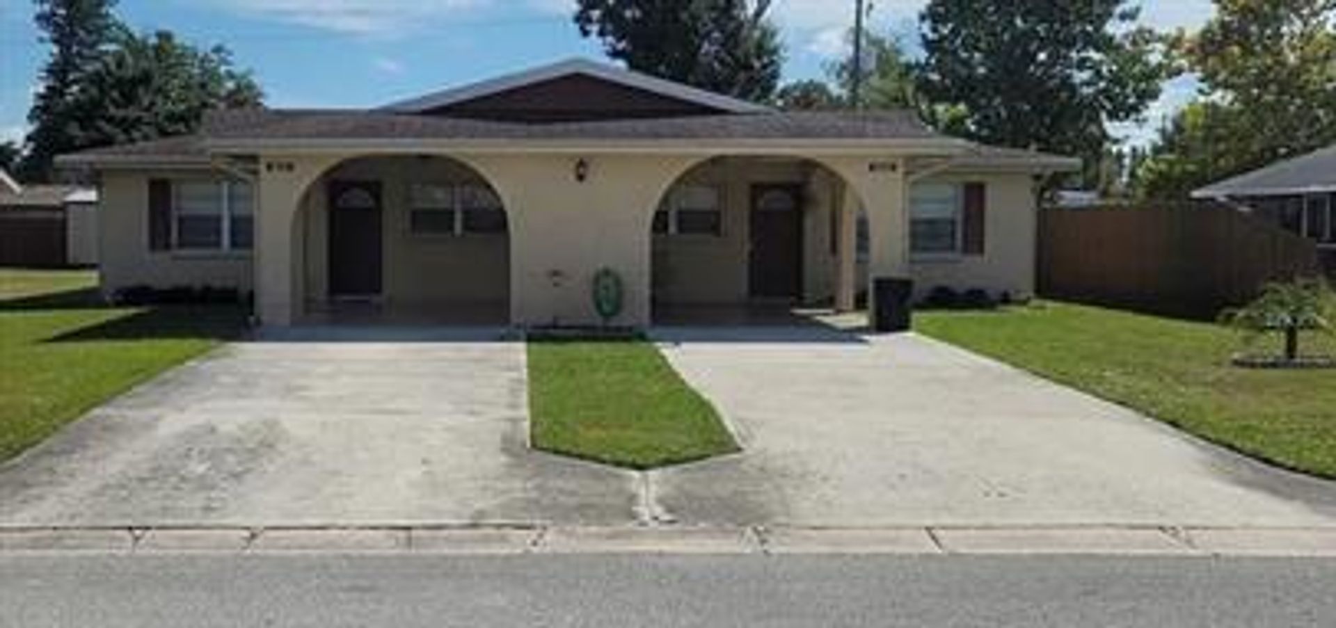 Duplex for Rent – Available January 1st