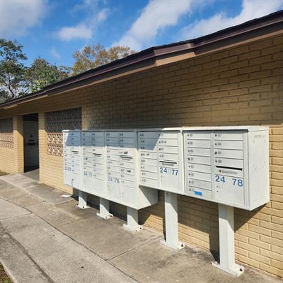 2501 Harn Blvd, # H27 13 of 17
