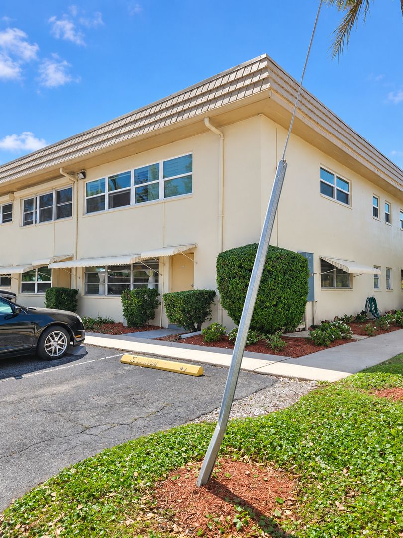 St Petersburg House: 3850 13tg Ave N