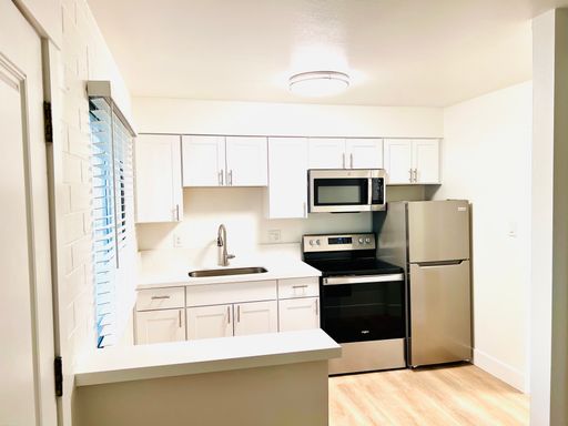 1 Bedroom apartment close to Midtown and Downtown new renovated – photo 1