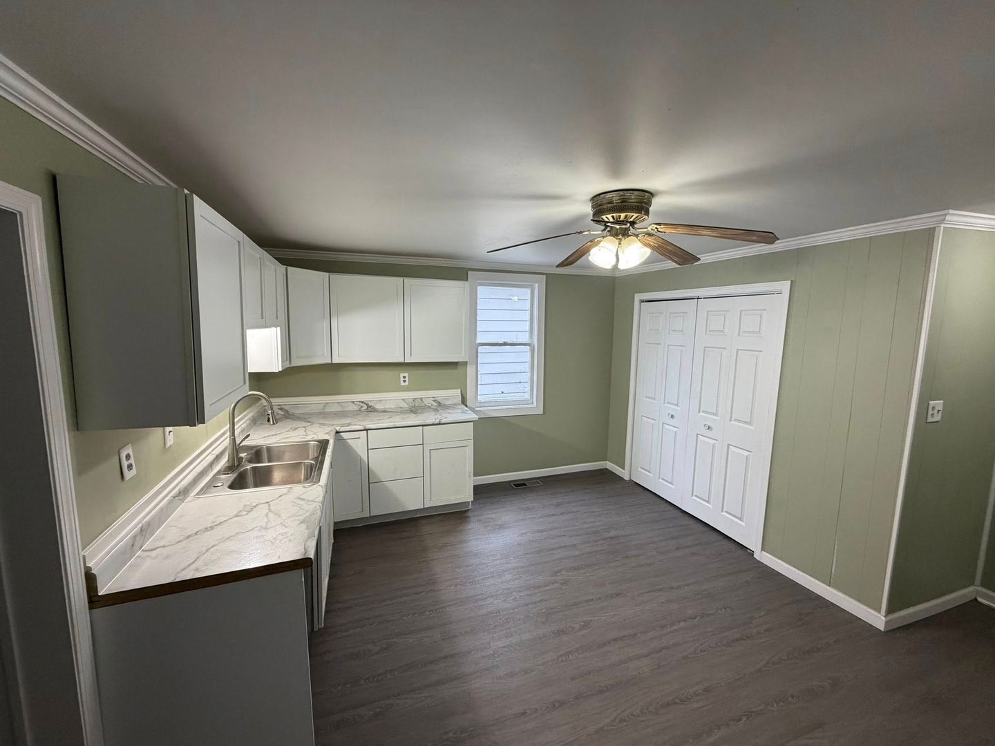 Princeton House: 827 S Stormont Street