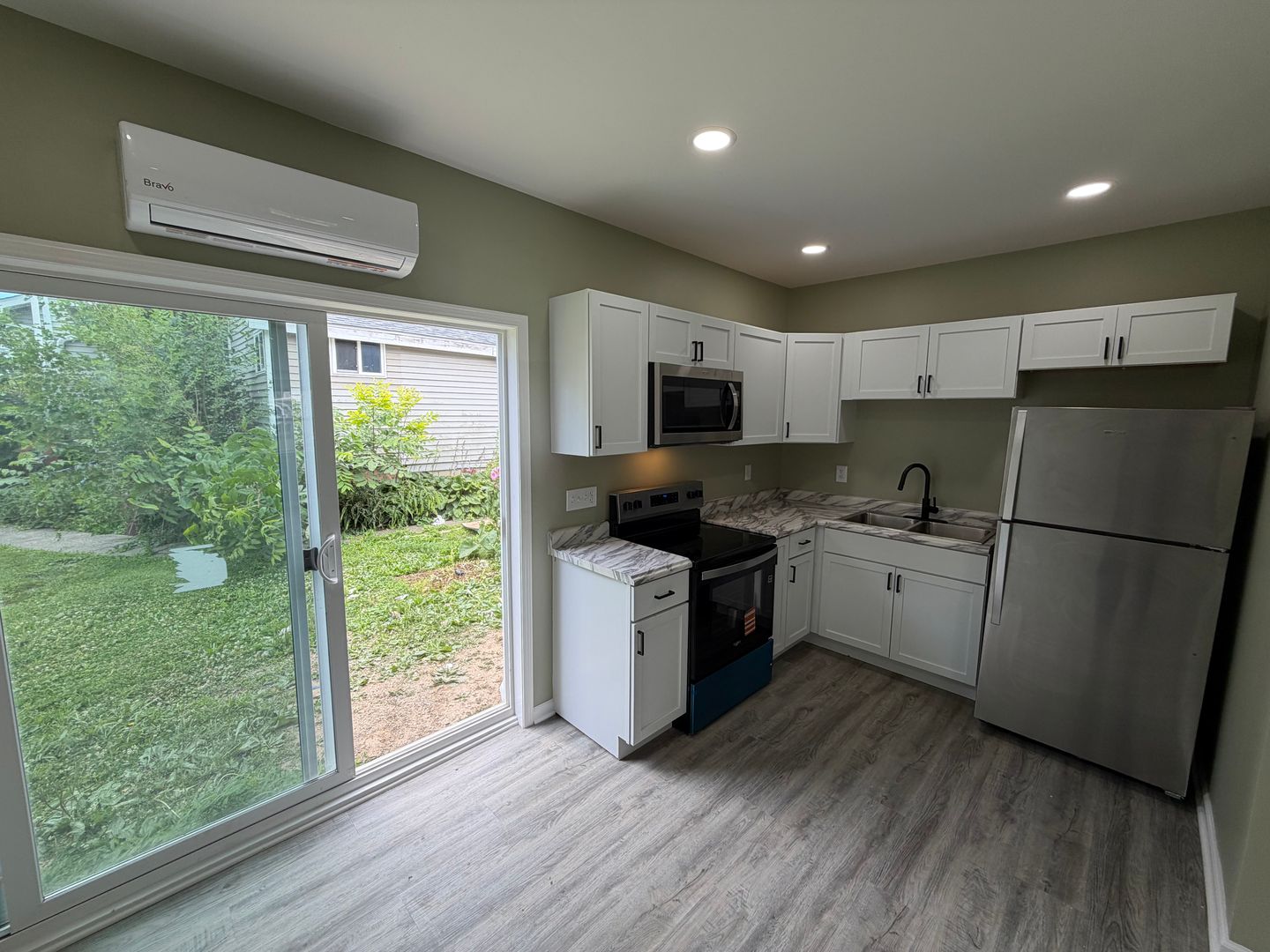 Princeton Apartment: 404 W State Street
