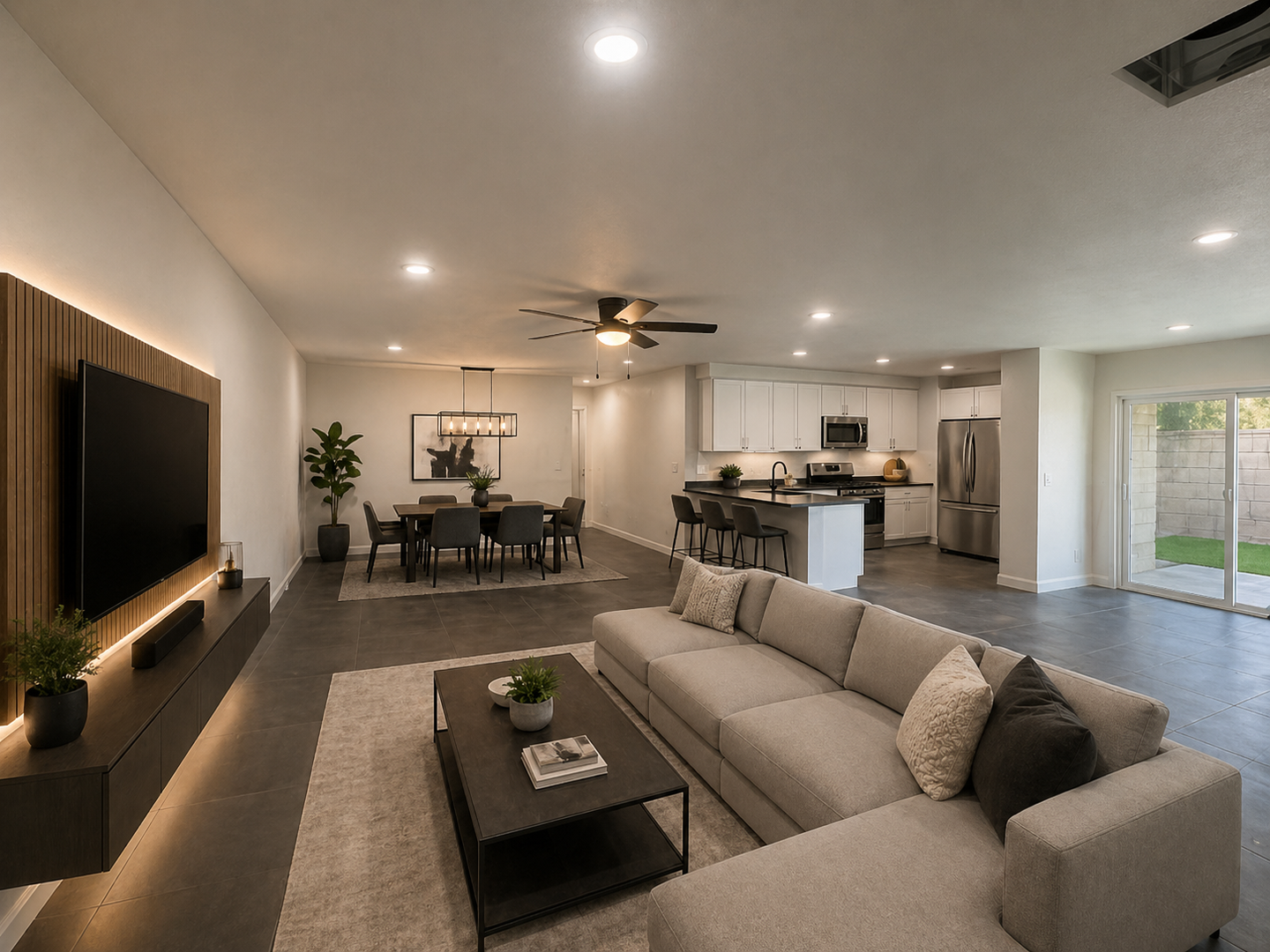 Tempe House: 1272 E Manhatton Dr