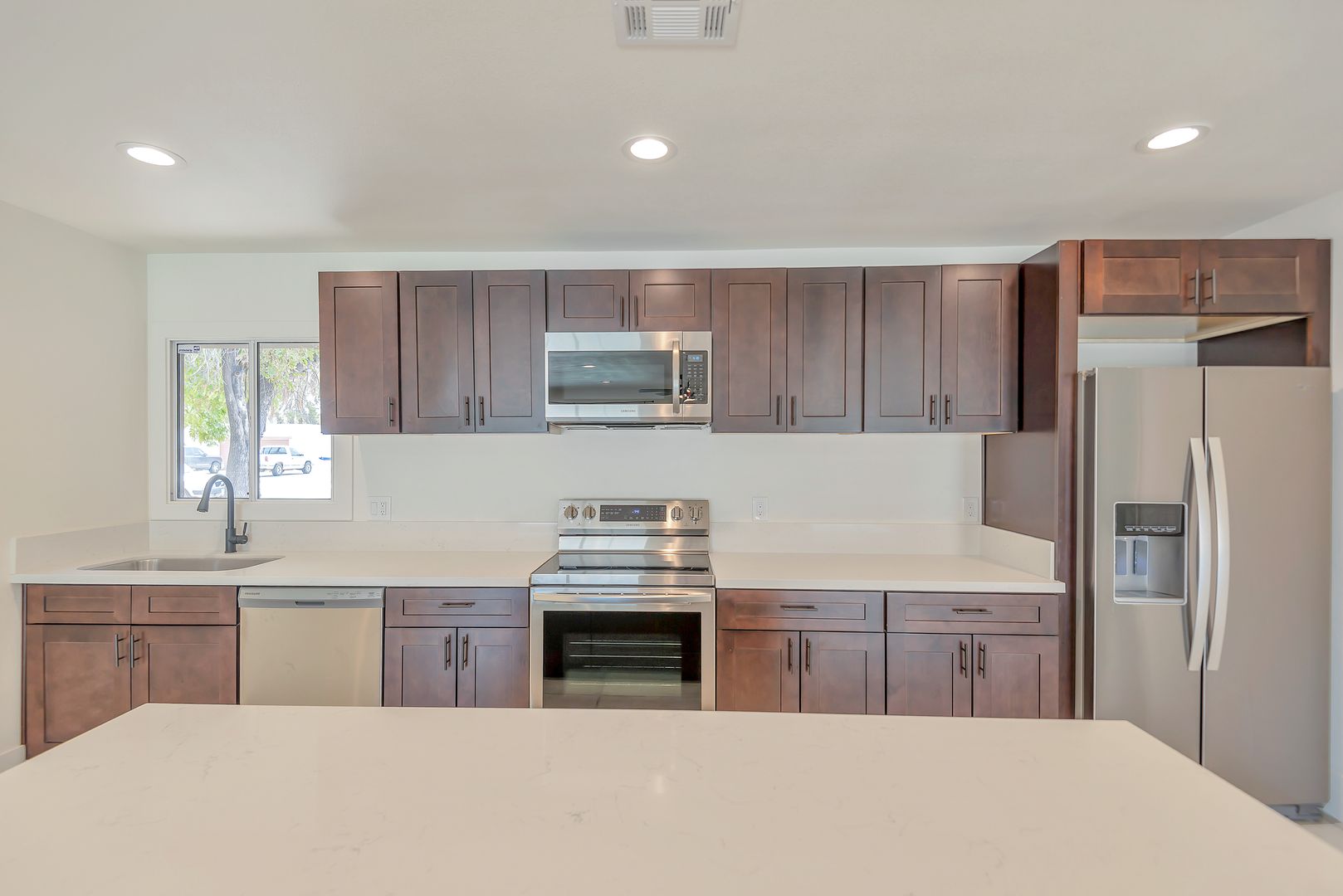 Tempe House: 1024 E Riviera Dr