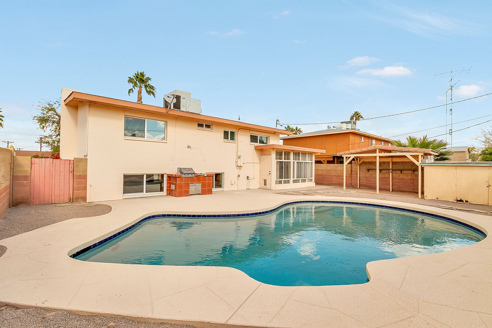 Tempe House: 1113 E Bishop Dr