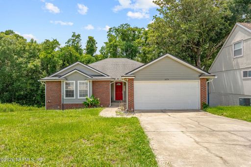 4 bedroom/ 2 bathroom home in Fort Caroline! – photo 1