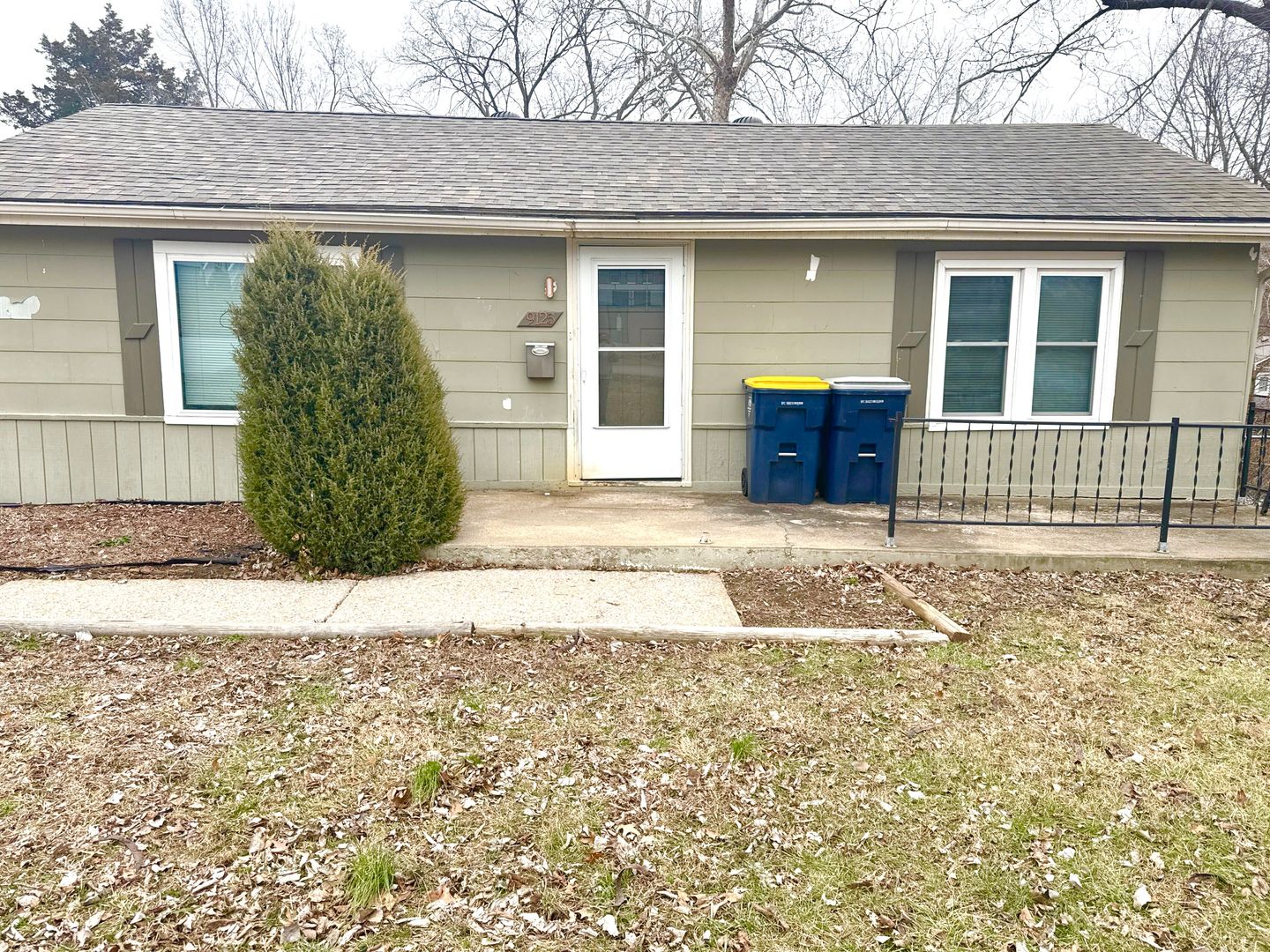 Kansas City House: 9125 Grand Ave