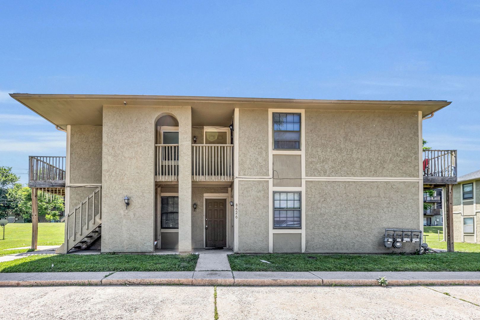 Raytown Apartment: 8626 Lane Ave.