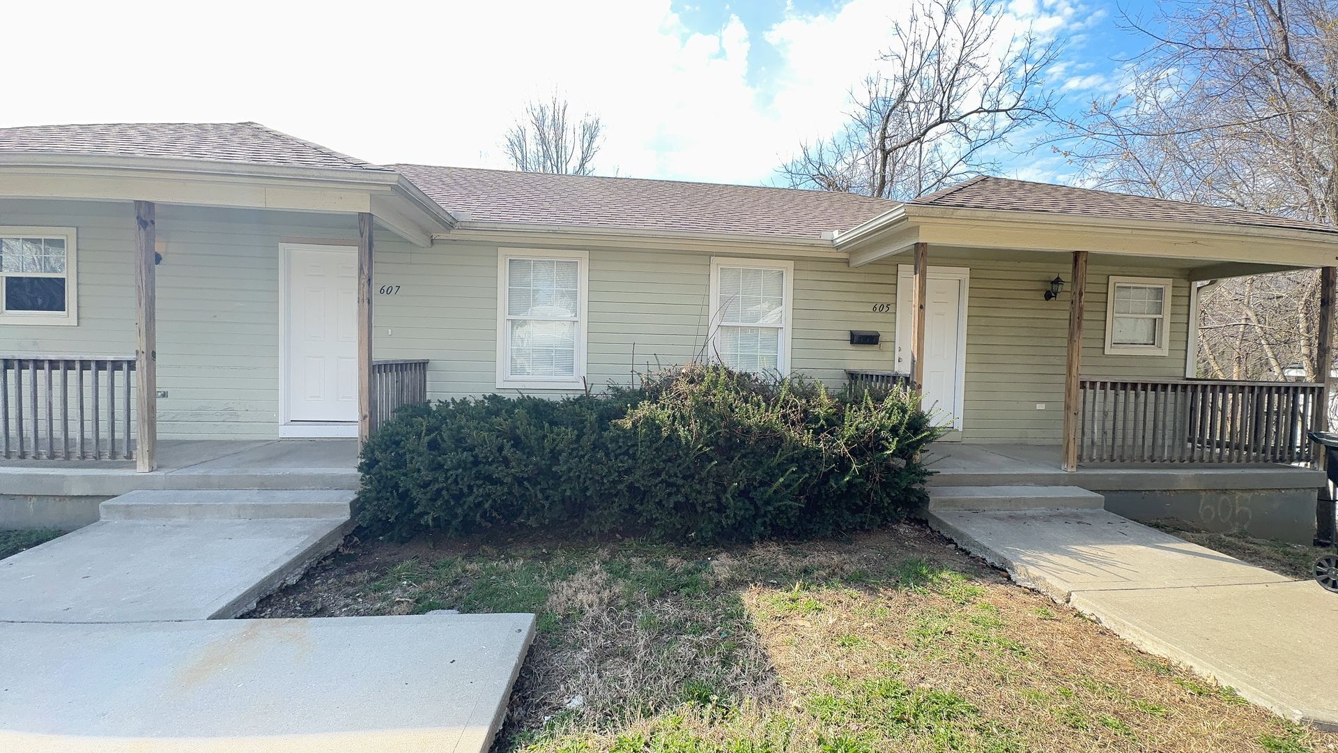 Independence Apartment: 605-617 E. Zaun Ave.