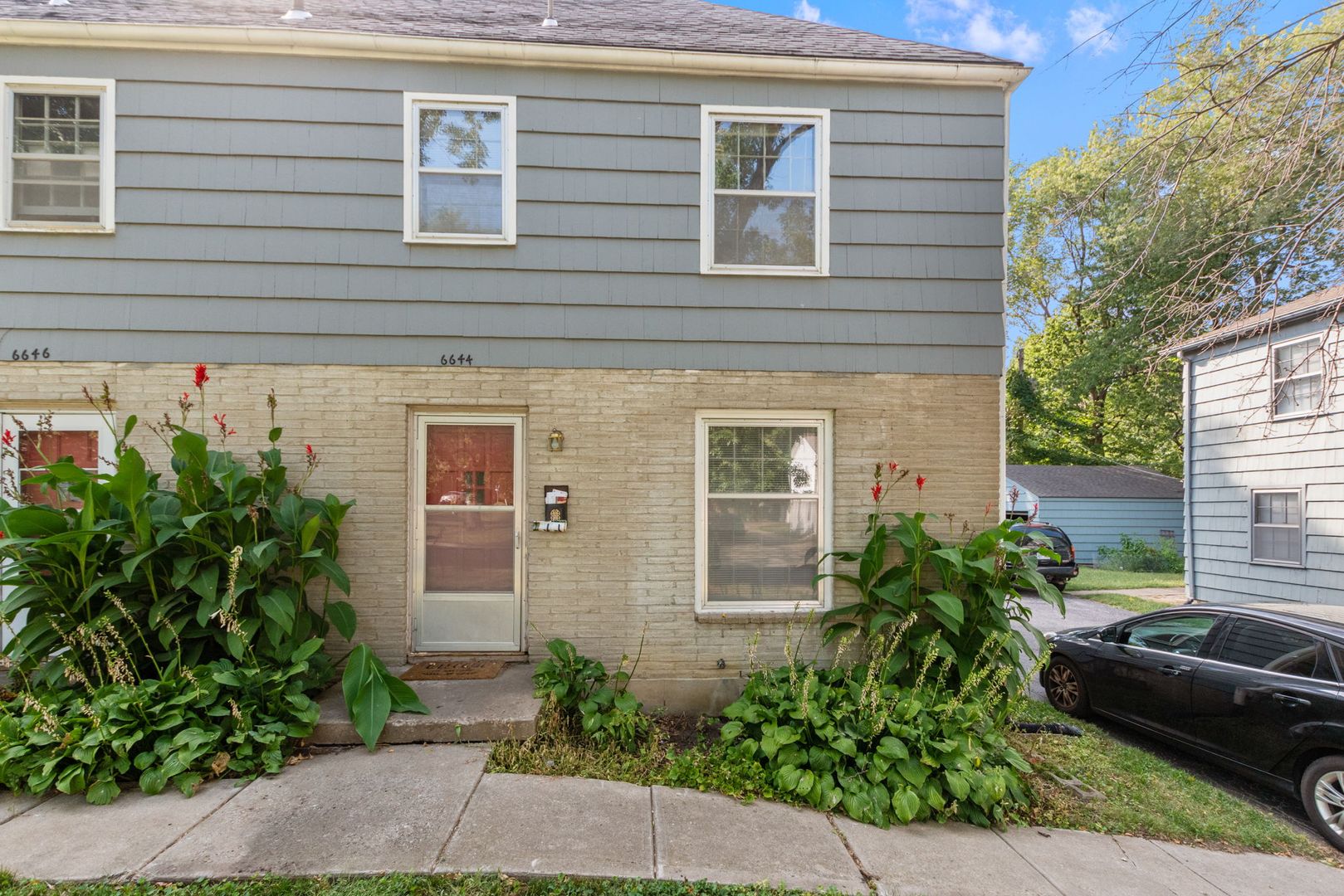 Overland Park Apartment: 6638-6646 Floyd St.