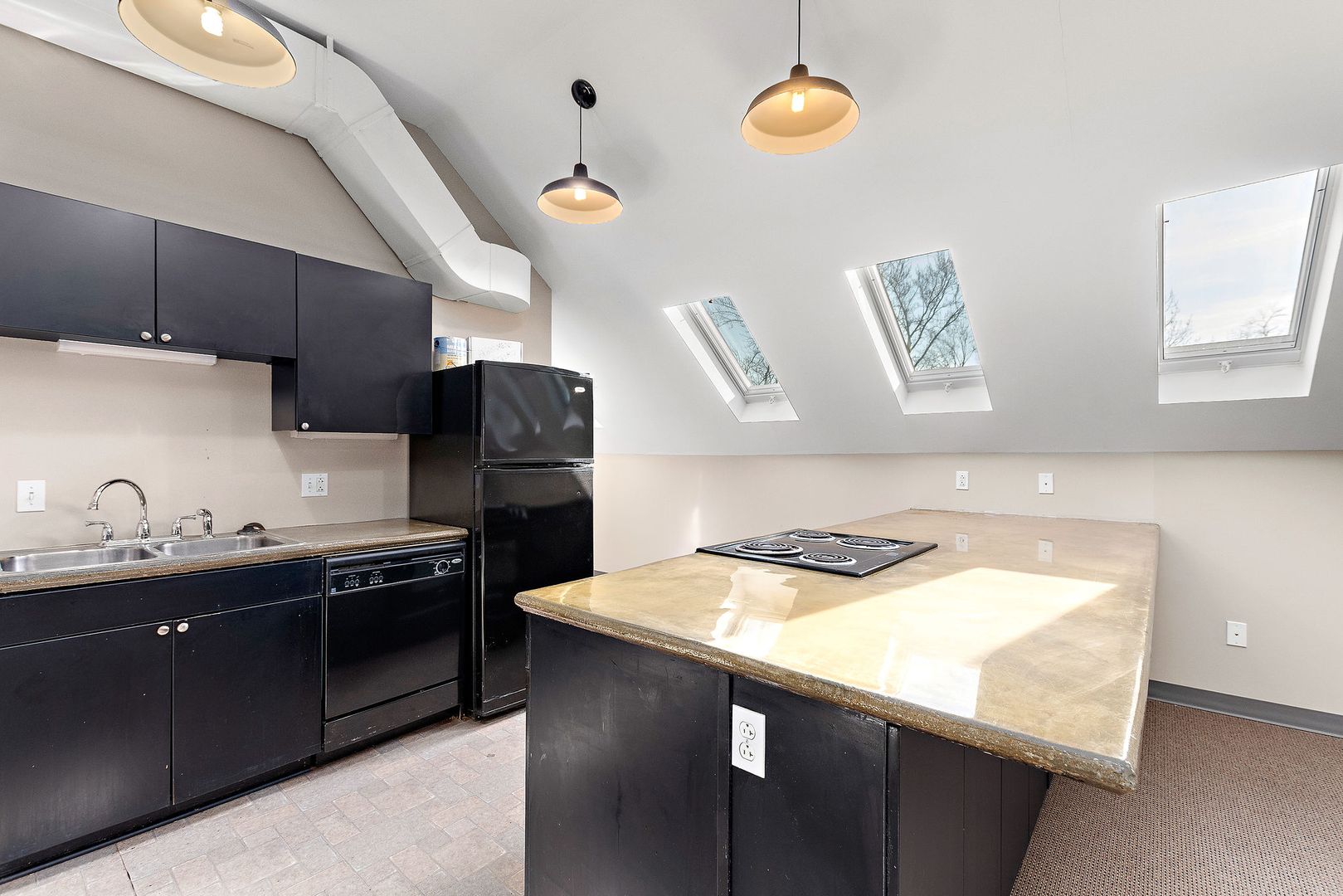 Kansas City Apartment: 1040 Orville Ave