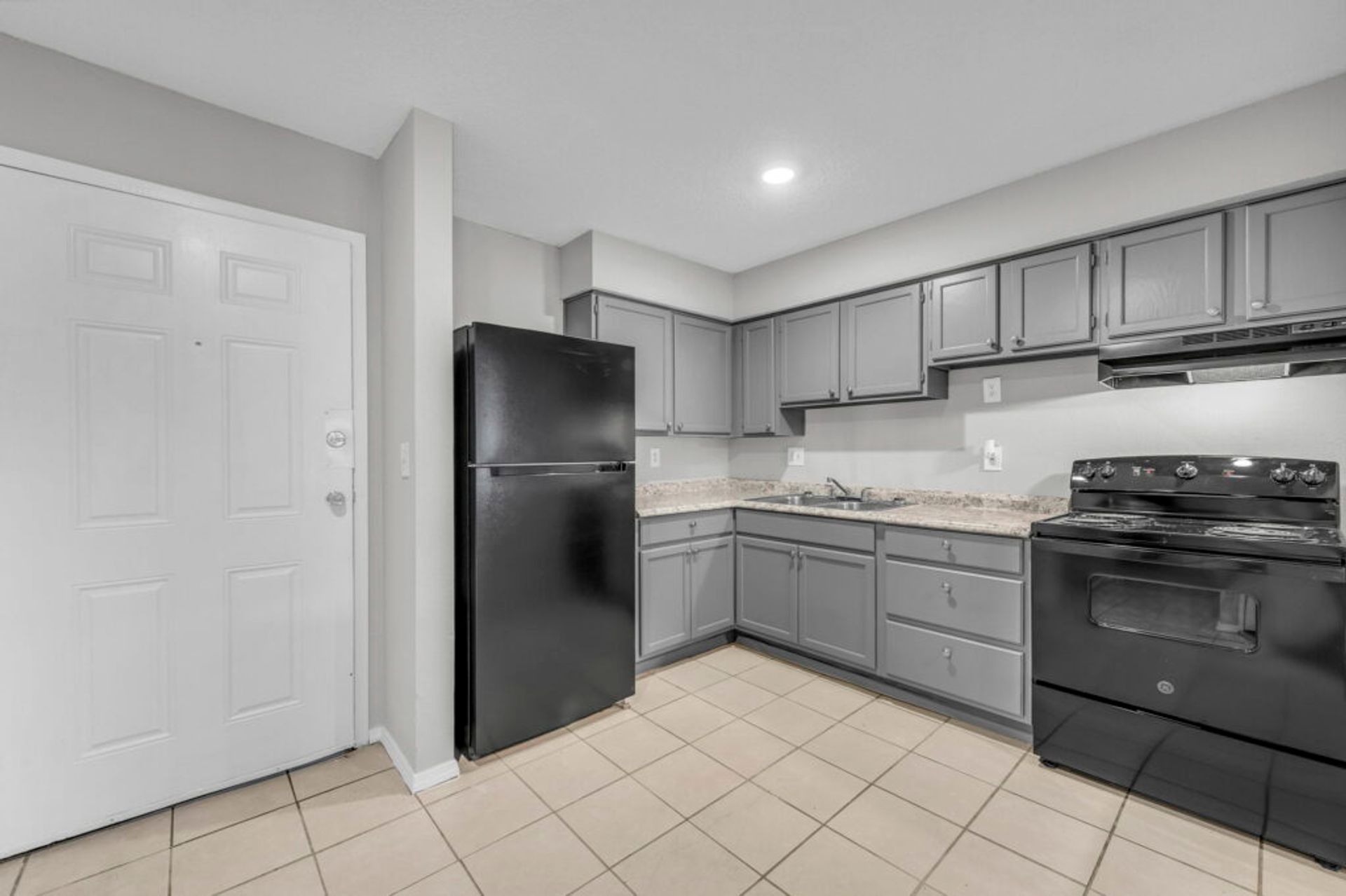 Lakeview II Apartments 3 of 12
