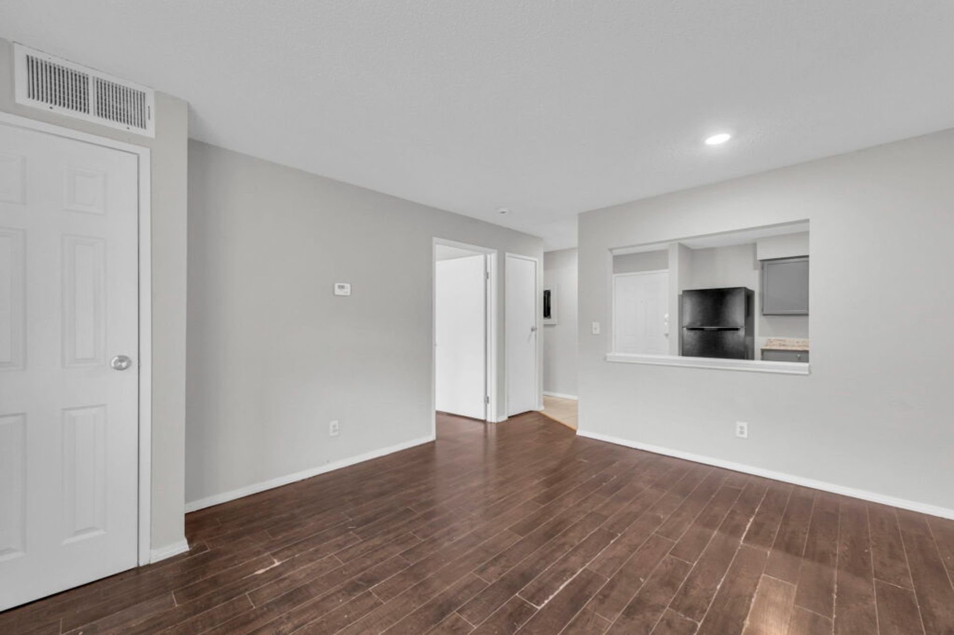 Lakeview II Apartments 5 of 12
