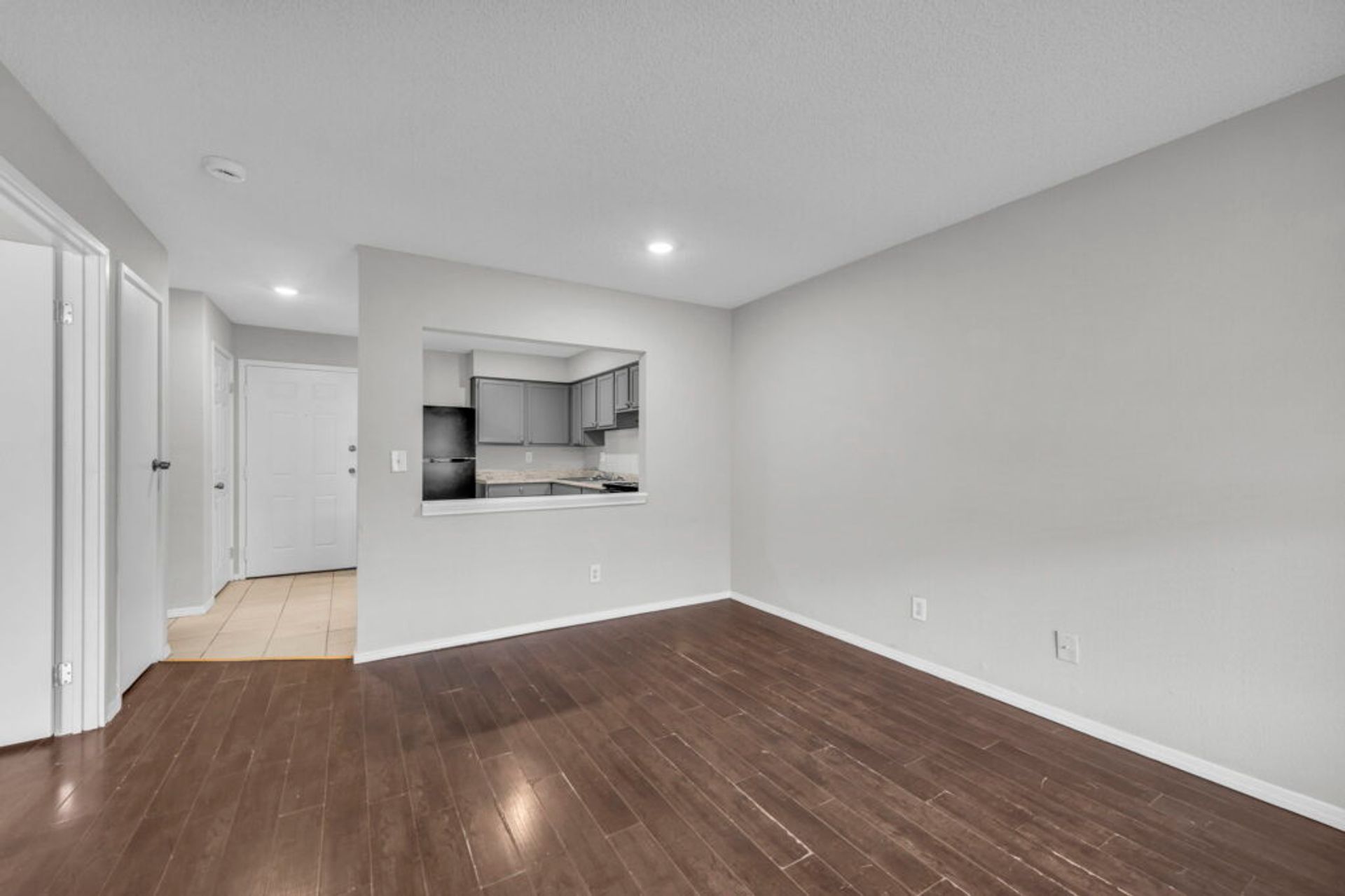 Lakeview II Apartments 4 of 12
