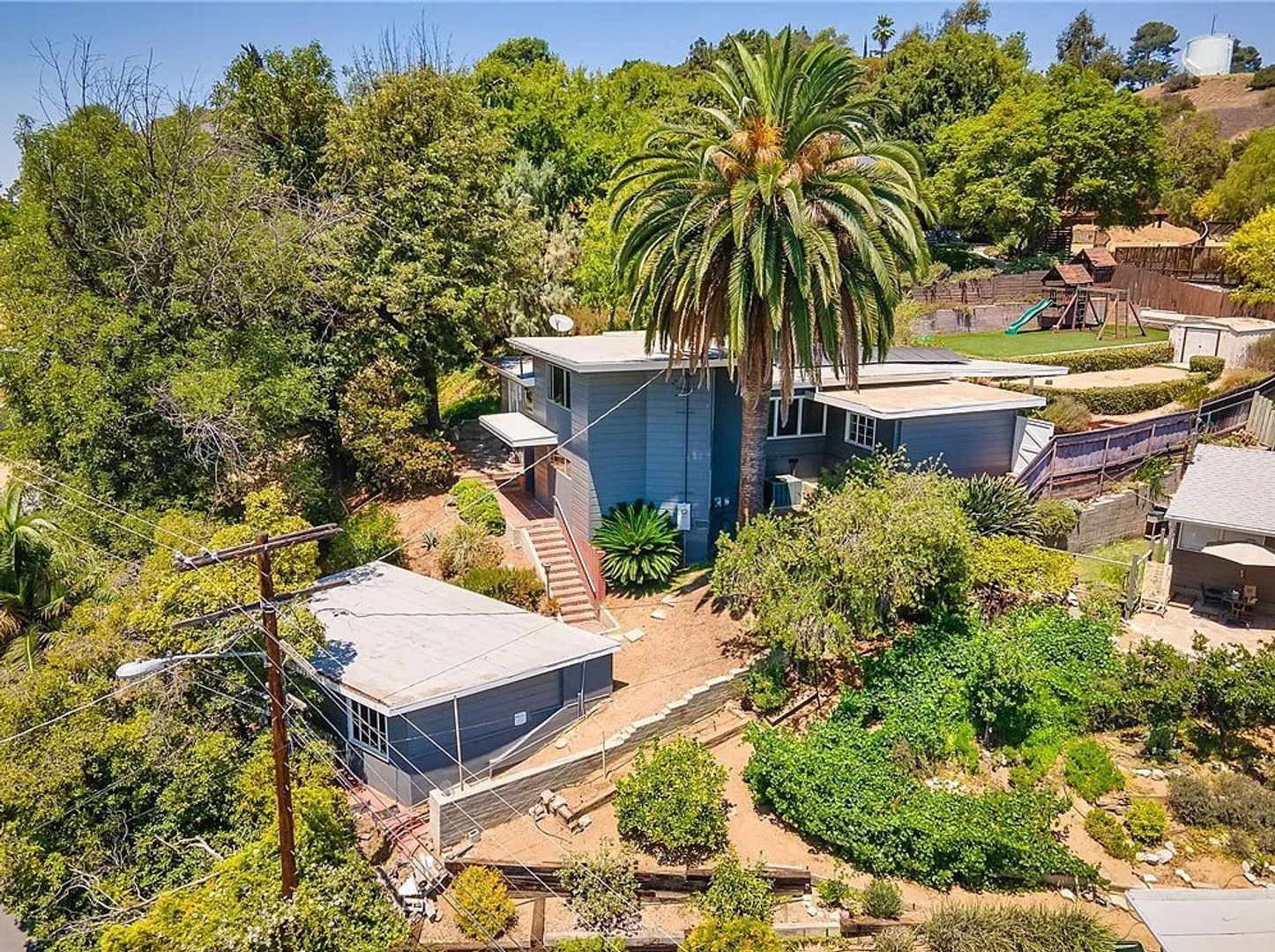 Los Angeles House: 3761 Aguilar St.