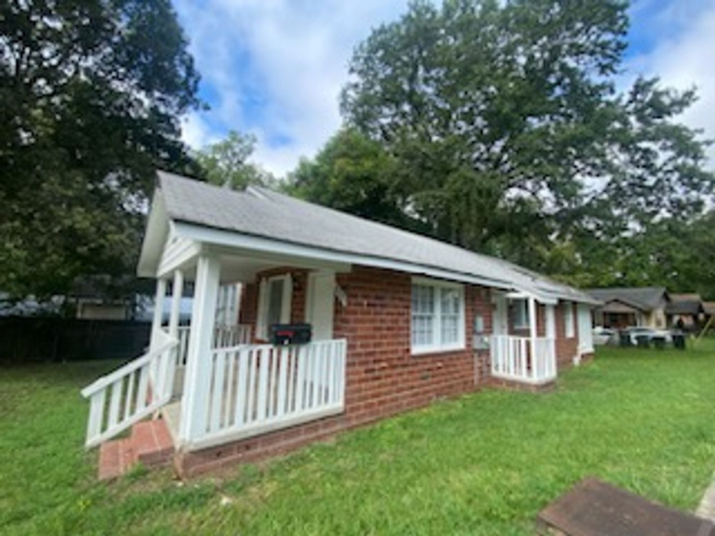 COLUMBUS House: 837 FULTON AVENUE