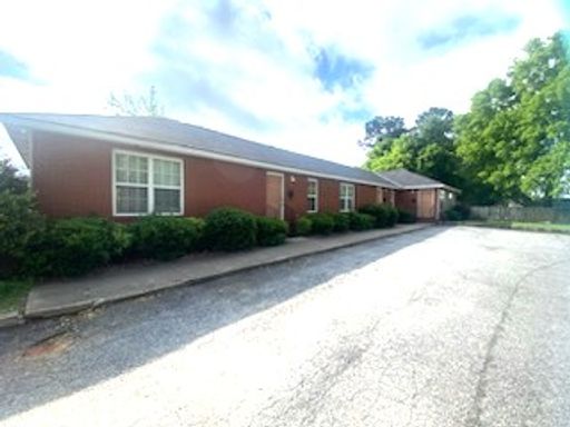 2052 7th Street #C, Columbus, GA 31906 – photo 1