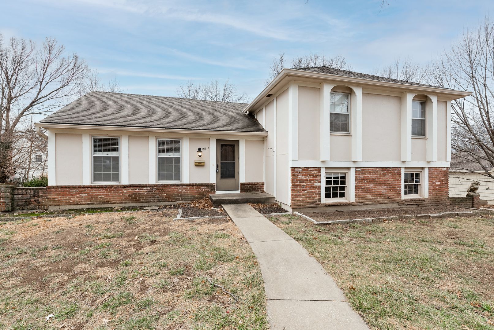Overland Park House: 10717 W 98th Street