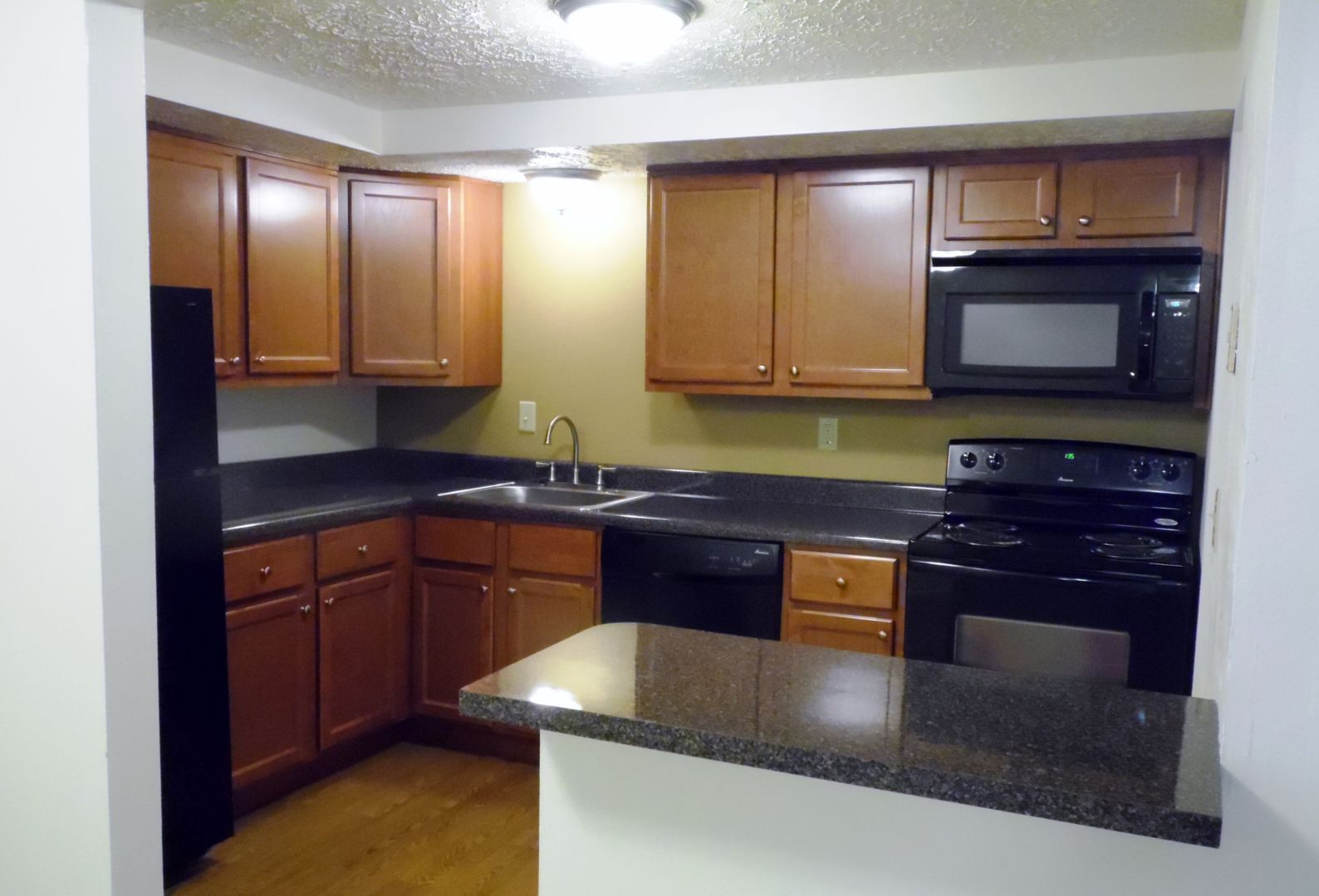 Allison Park Apartment: 8818 Royal Manor Drive