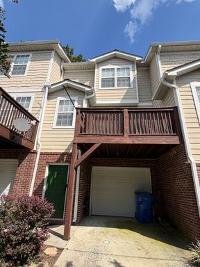 Charming Three-Story Townhome – photo 1