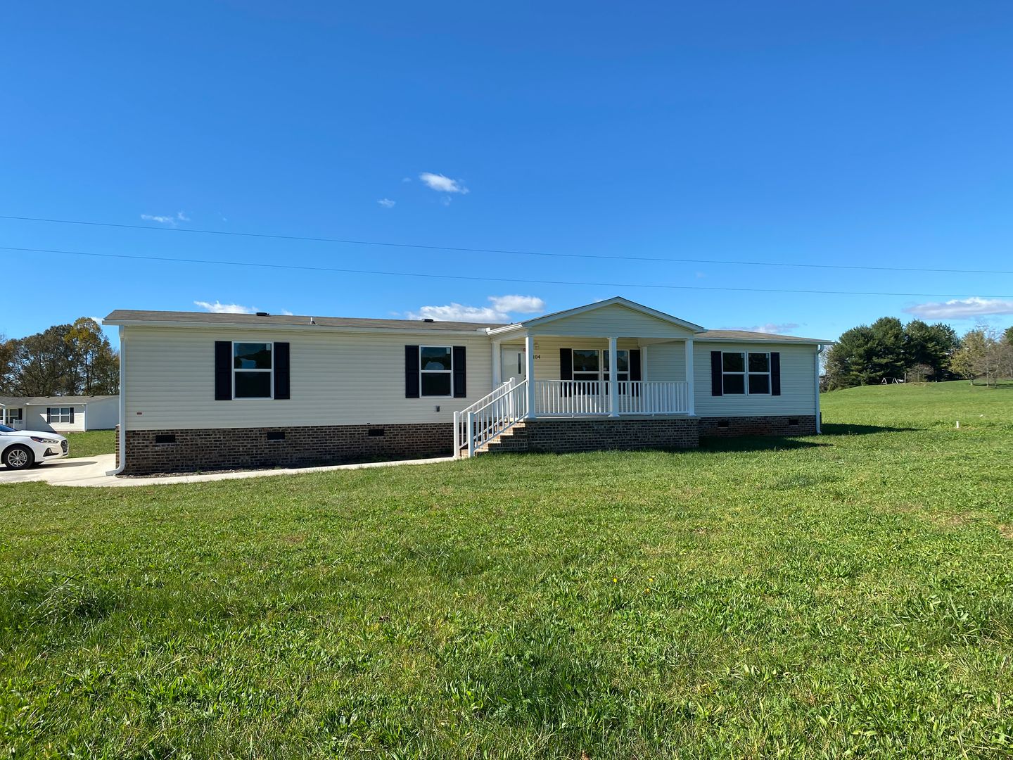 Statesville House: 105 Foster Ferry Dr.