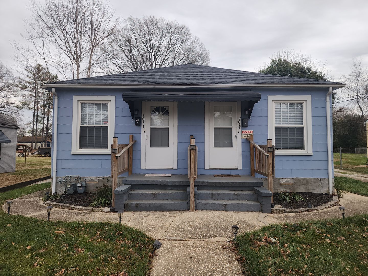 Spencer House: 704 3rd Street, Unit B