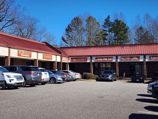 Prime Commercial Space Available for Rent! – photo 1