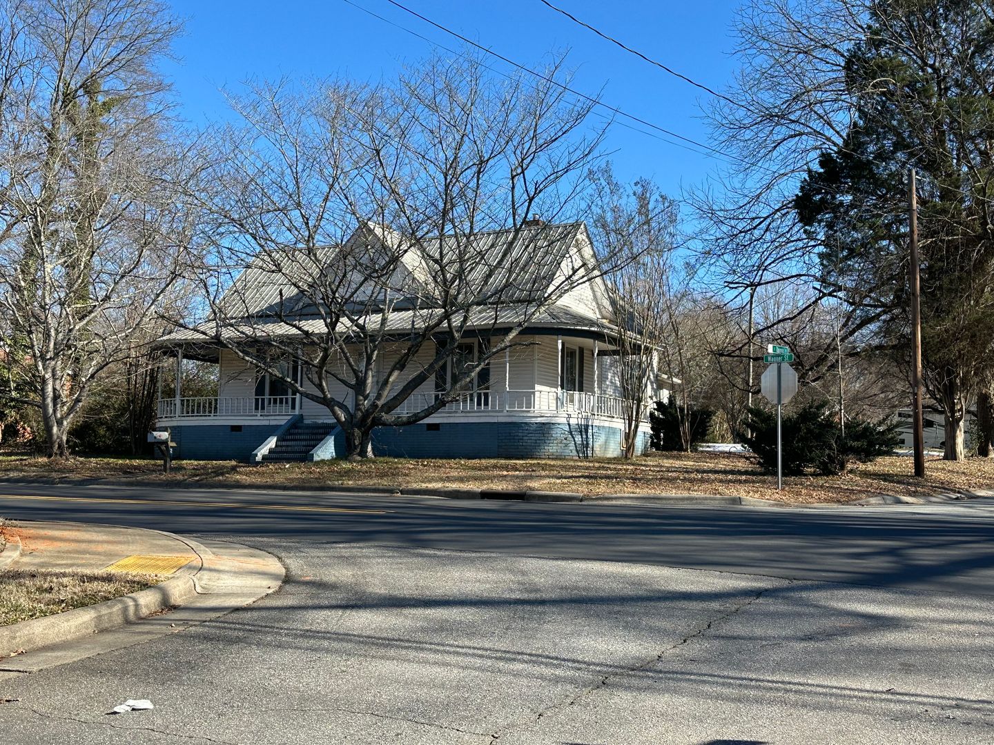 Troutman House: 229 Wagner Street