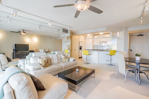 Furnished 1 Bed 1 Bath 1 Parking at Honolulu Park Place – photo 1