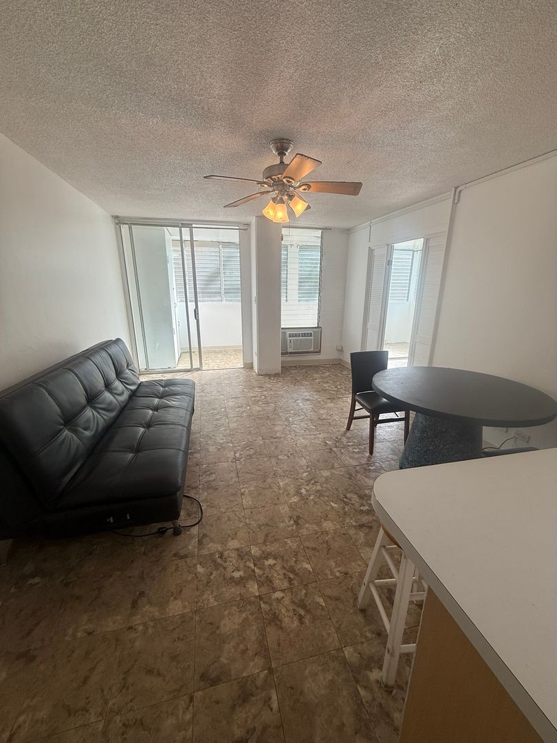 Honolulu Condo: 225 Liliuokalani Ave #2A