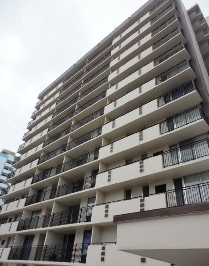 Honolulu House: 1610 Kanunu St. #1602