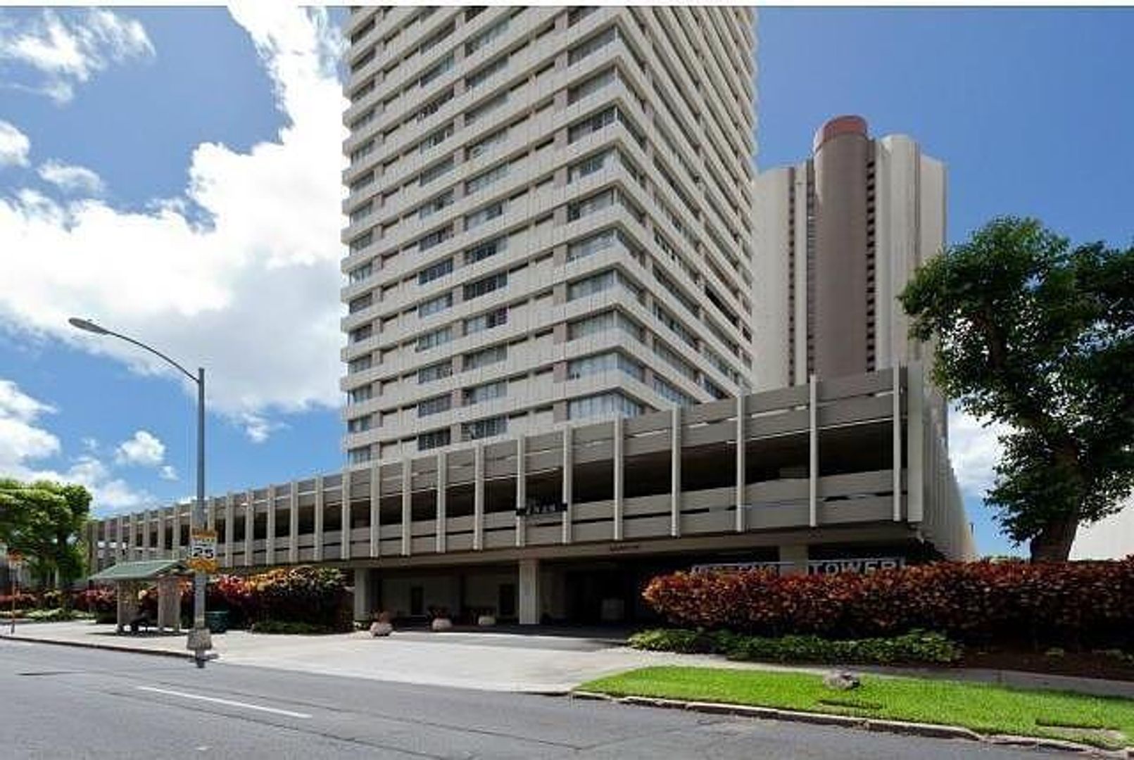 Honolulu Condo: 2525 Date Street #4004