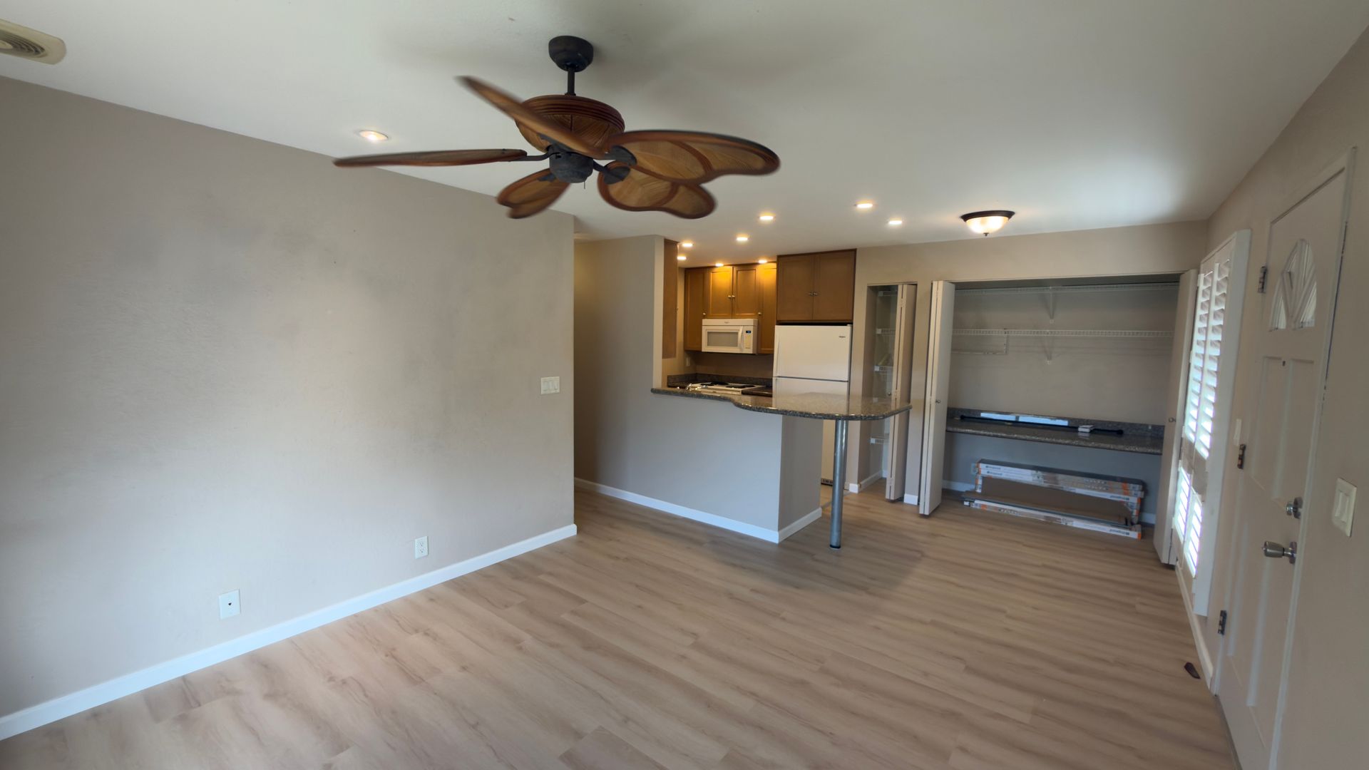 Kihei Condo: 480 Kenolio Rd #21-202