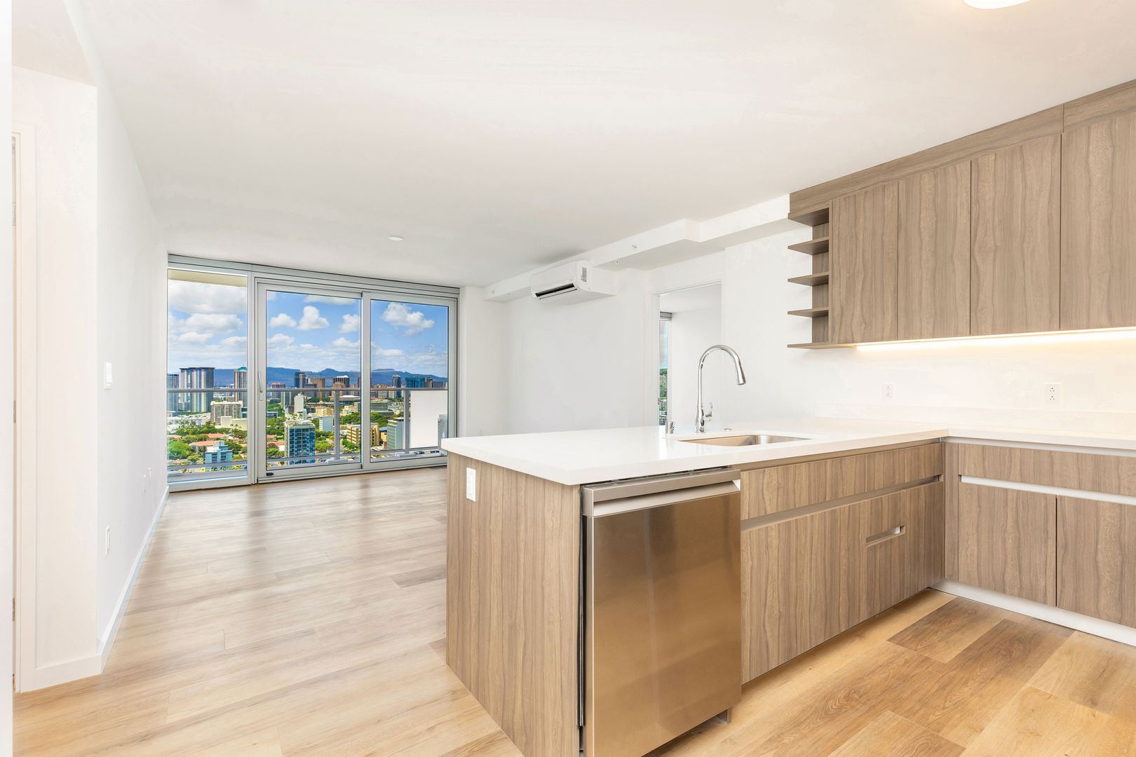 Honolulu Condo: 1515 Liona Street #3114