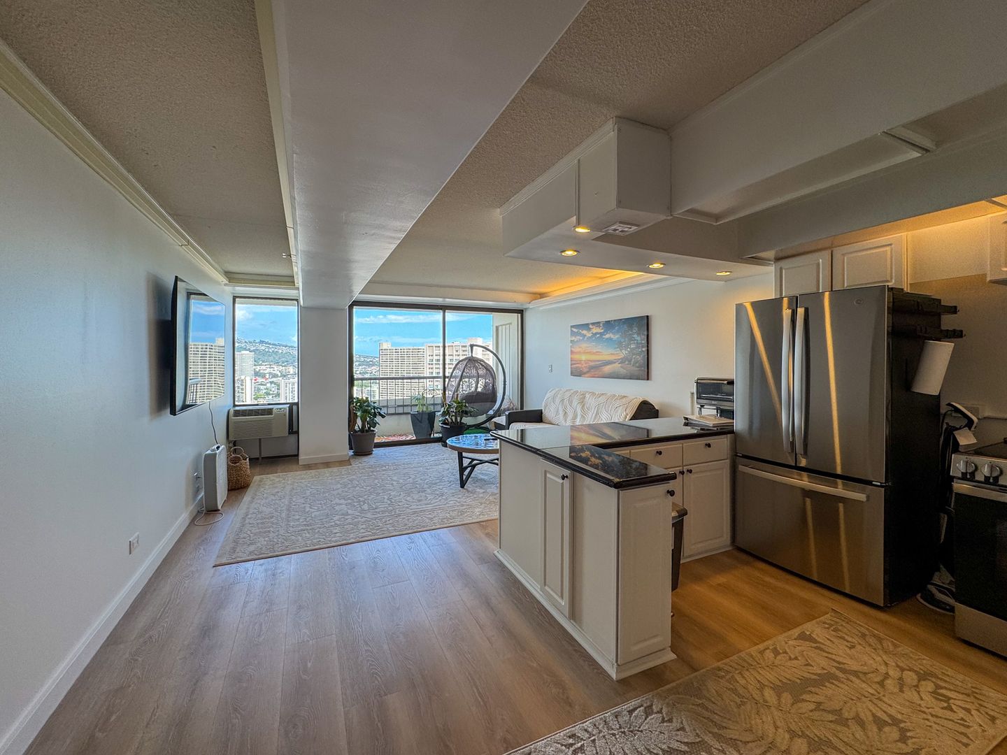 Honolulu Condo: 2333 Kapiolani Blvd #3404