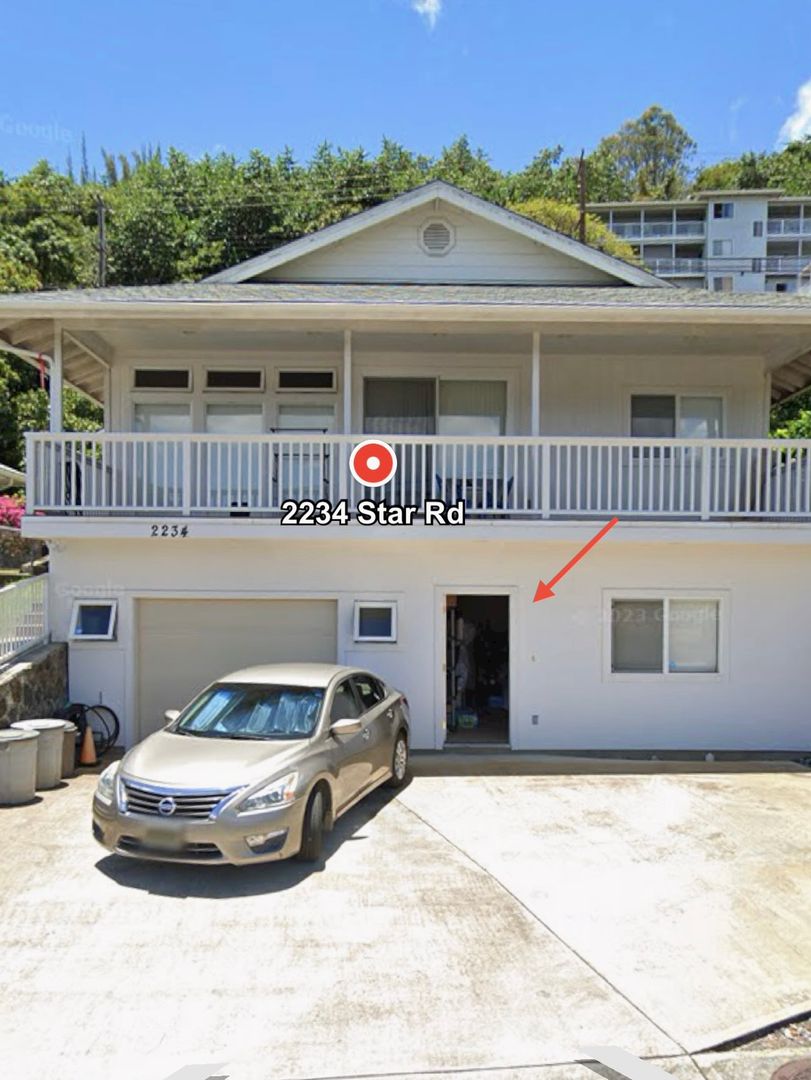 Honolulu House: 2234 Star Road