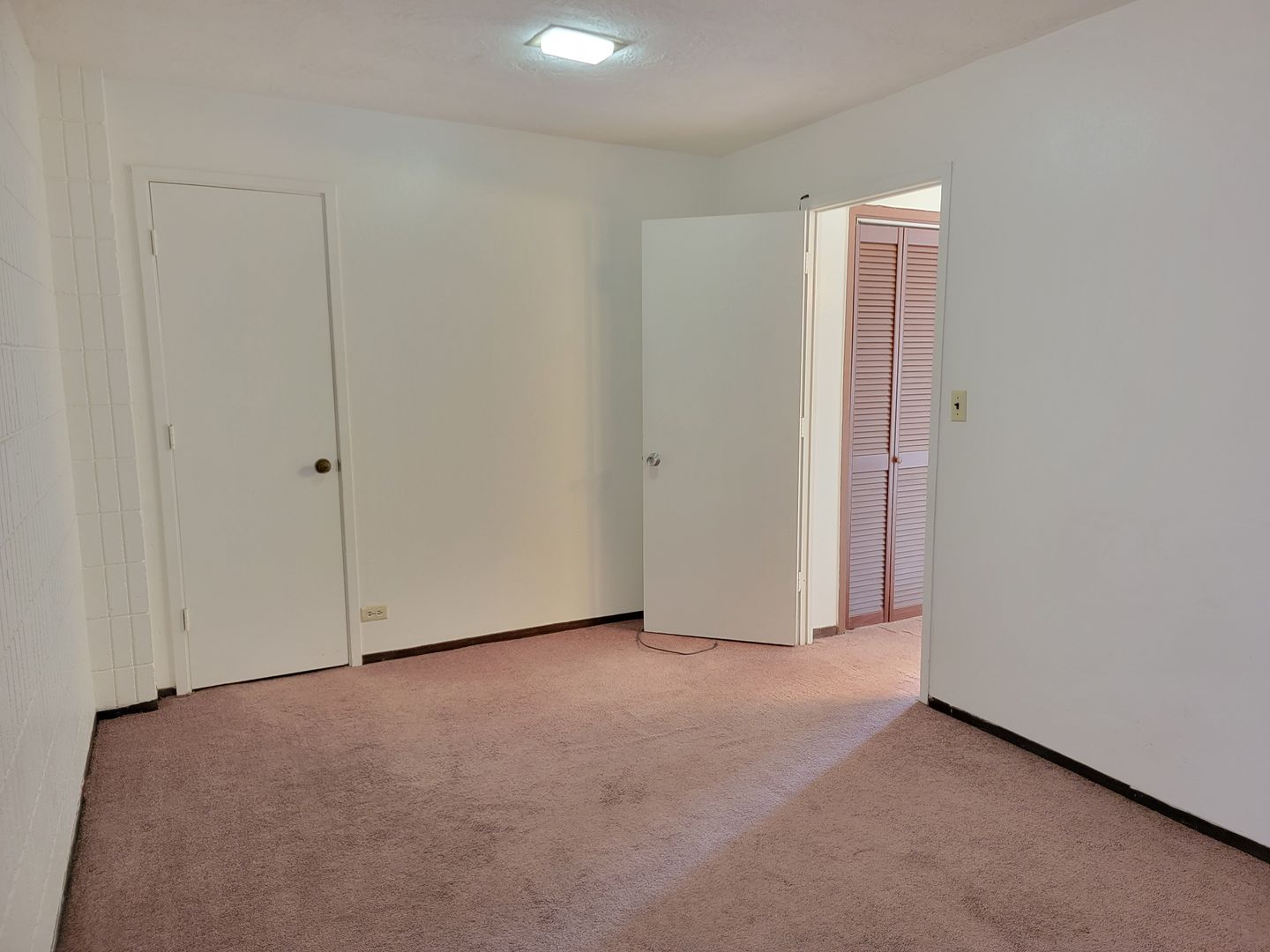 Honolulu House: 98-731 Moanalua Loop #228