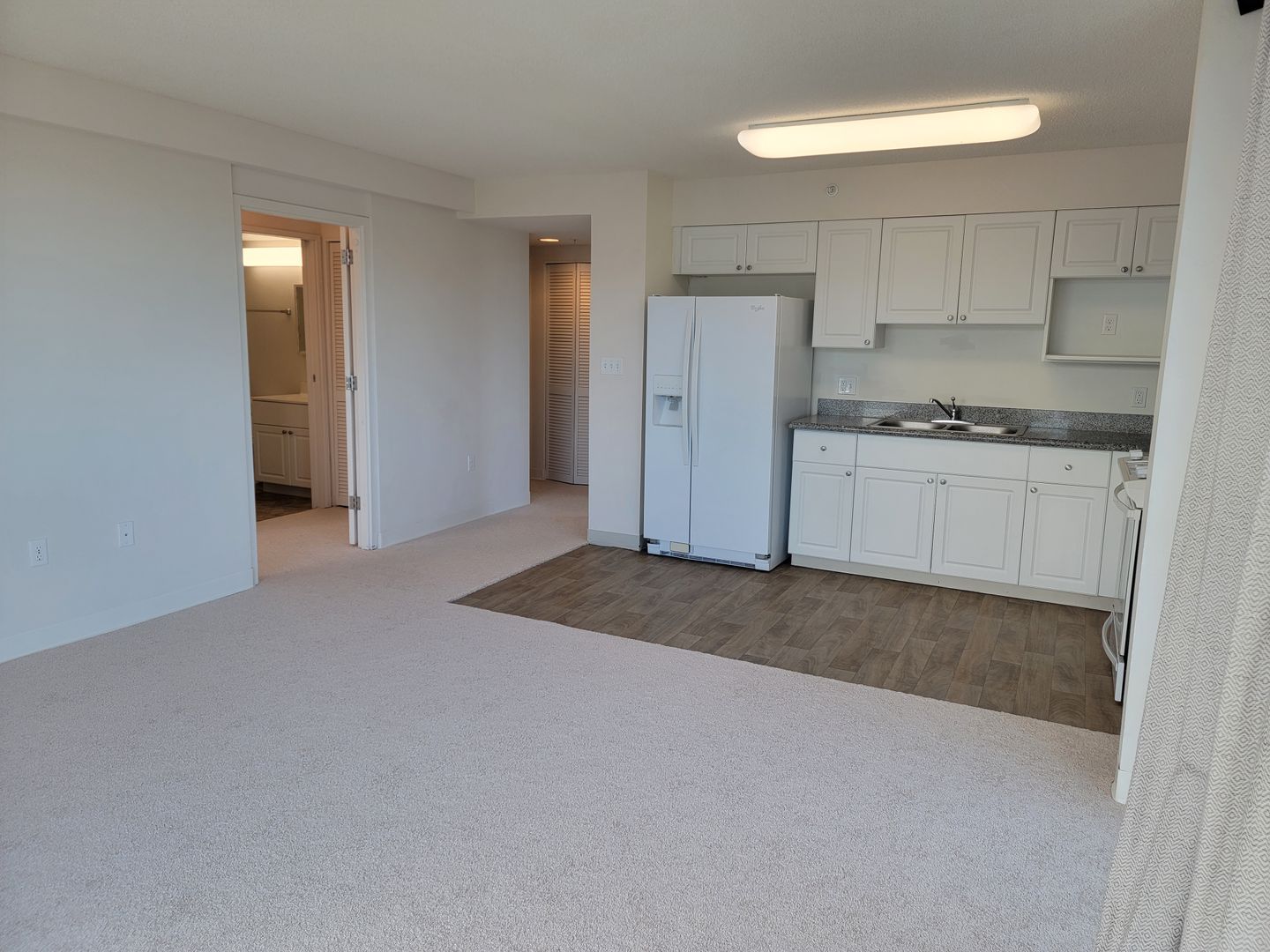 Honolulu House: 801 South St #2727