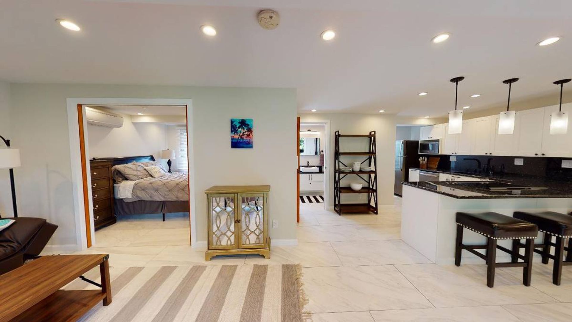 Honolulu Apartment: 21 Kepola Pl. (Common)