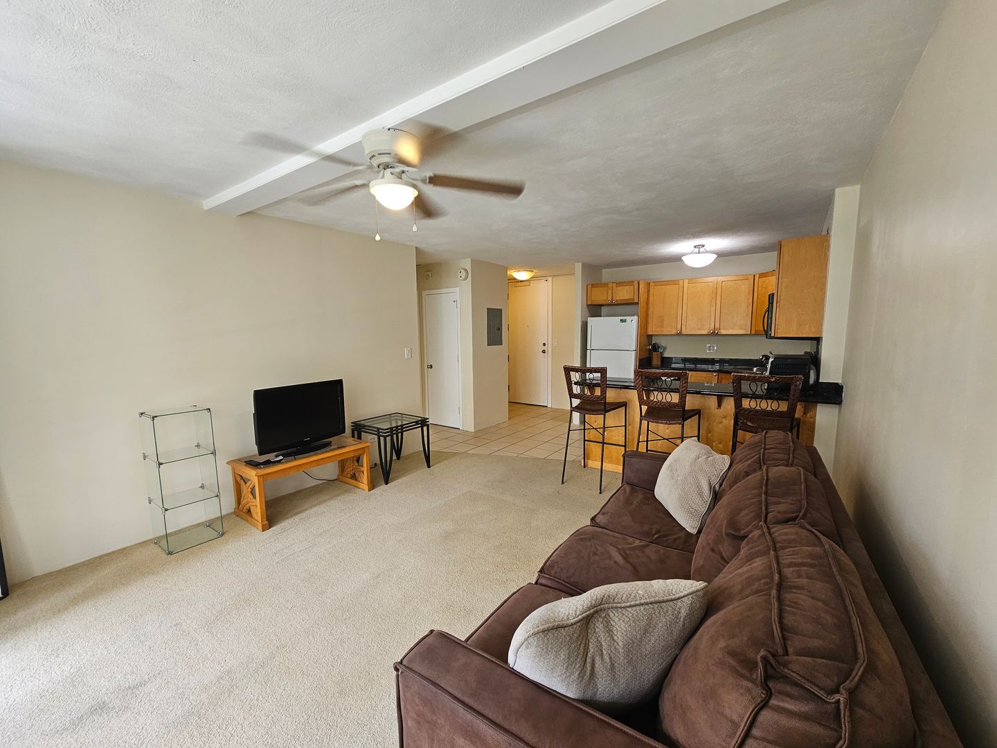 Honolulu Condo: 430 Kaiolu St. #206