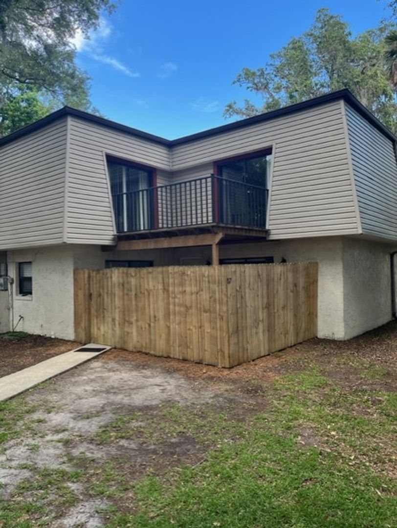 Port Orange Apartment: 85-88 Springwood Square
