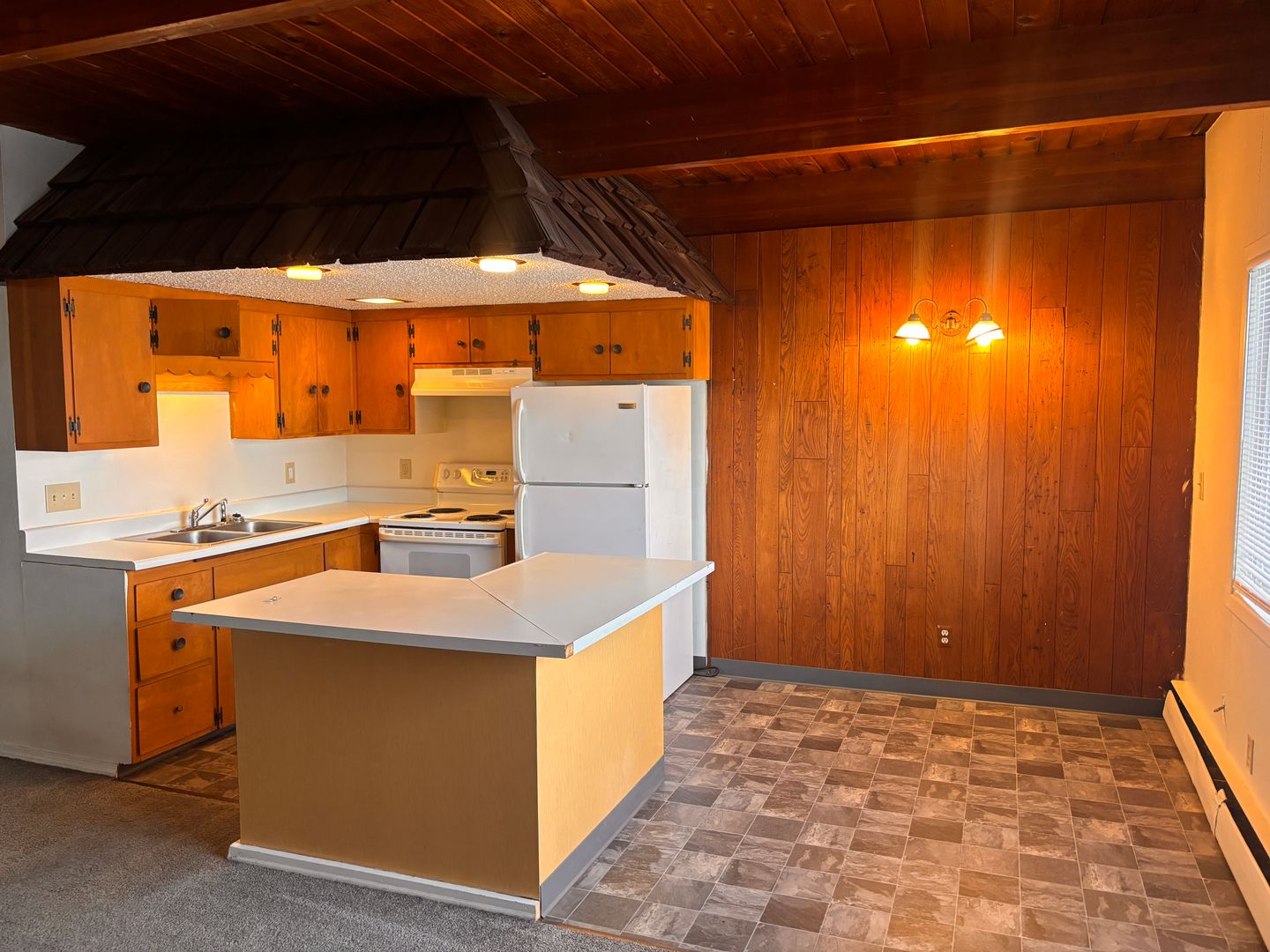 Anchorage Apartment: 808 W 29th Pl