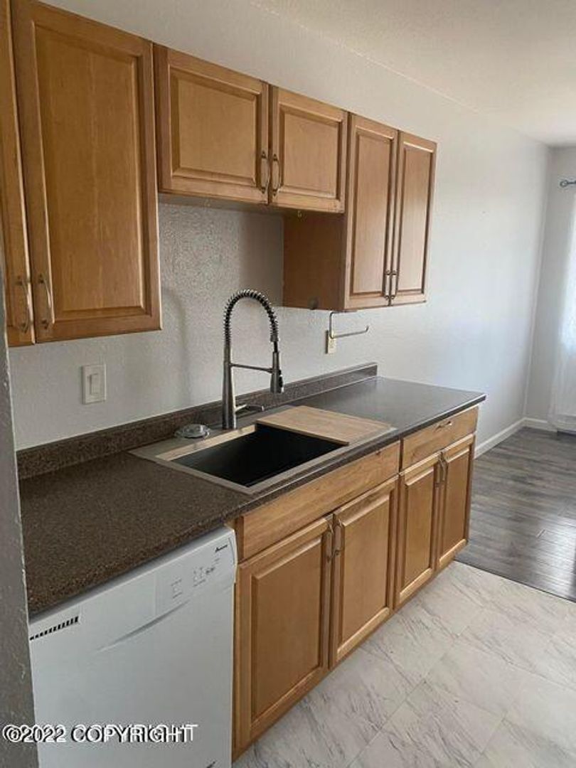 Anchorage Apartment: 3501 Glenn Don Cir
