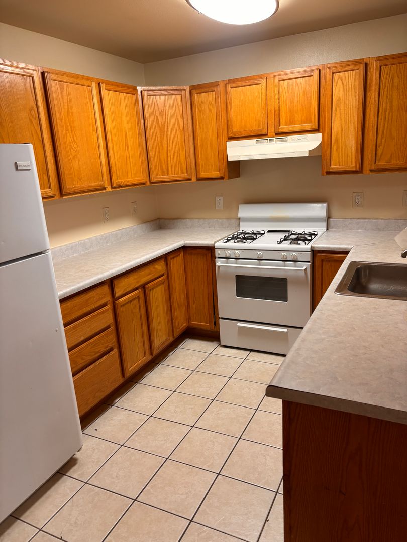 Anchorage Apartment: 1082 W. 26th Ave.