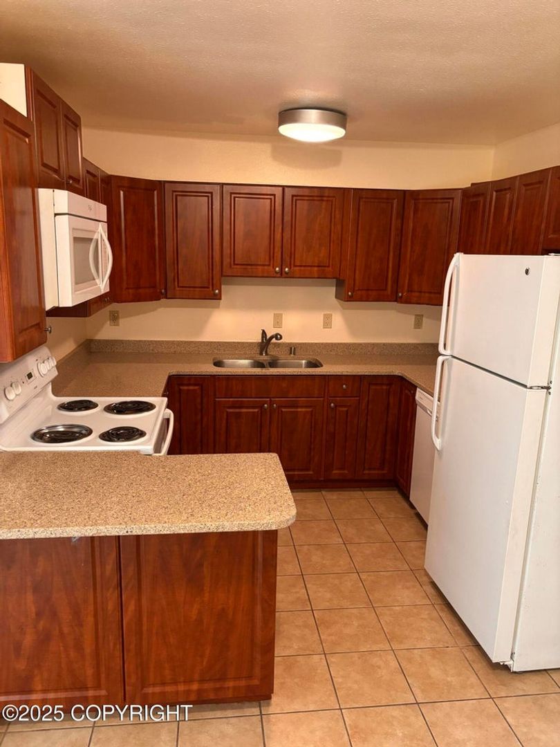 Anchorage Apartment: 1945 Karluk St.