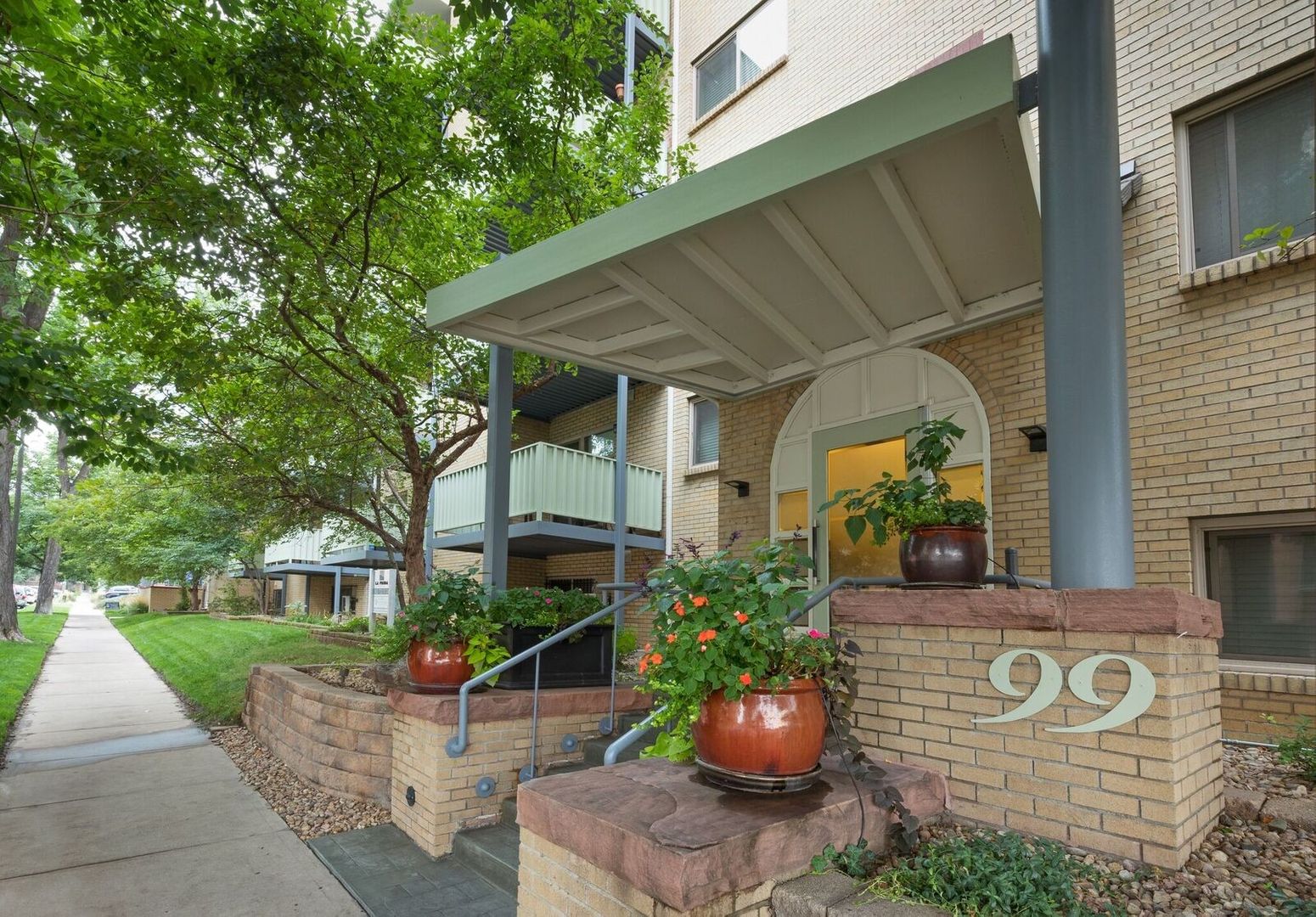 Denver Apartment: 99 N Corona St.