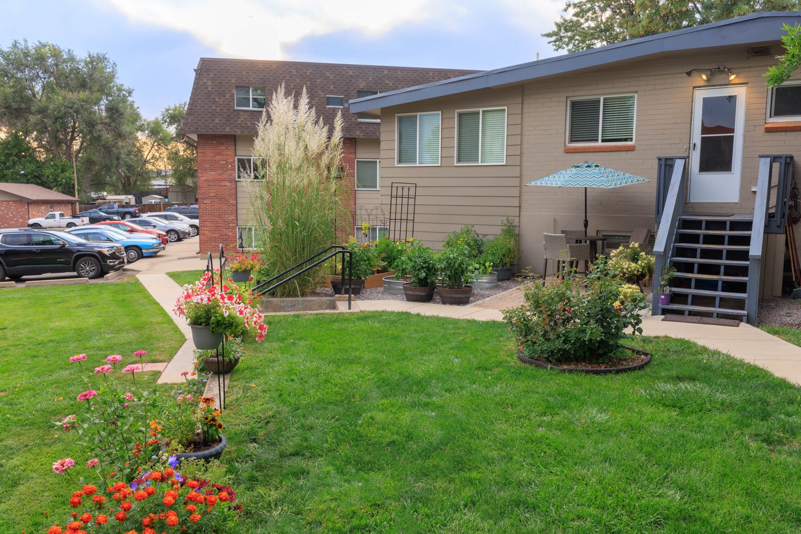 Arvada Place Apartments 8 of 10
