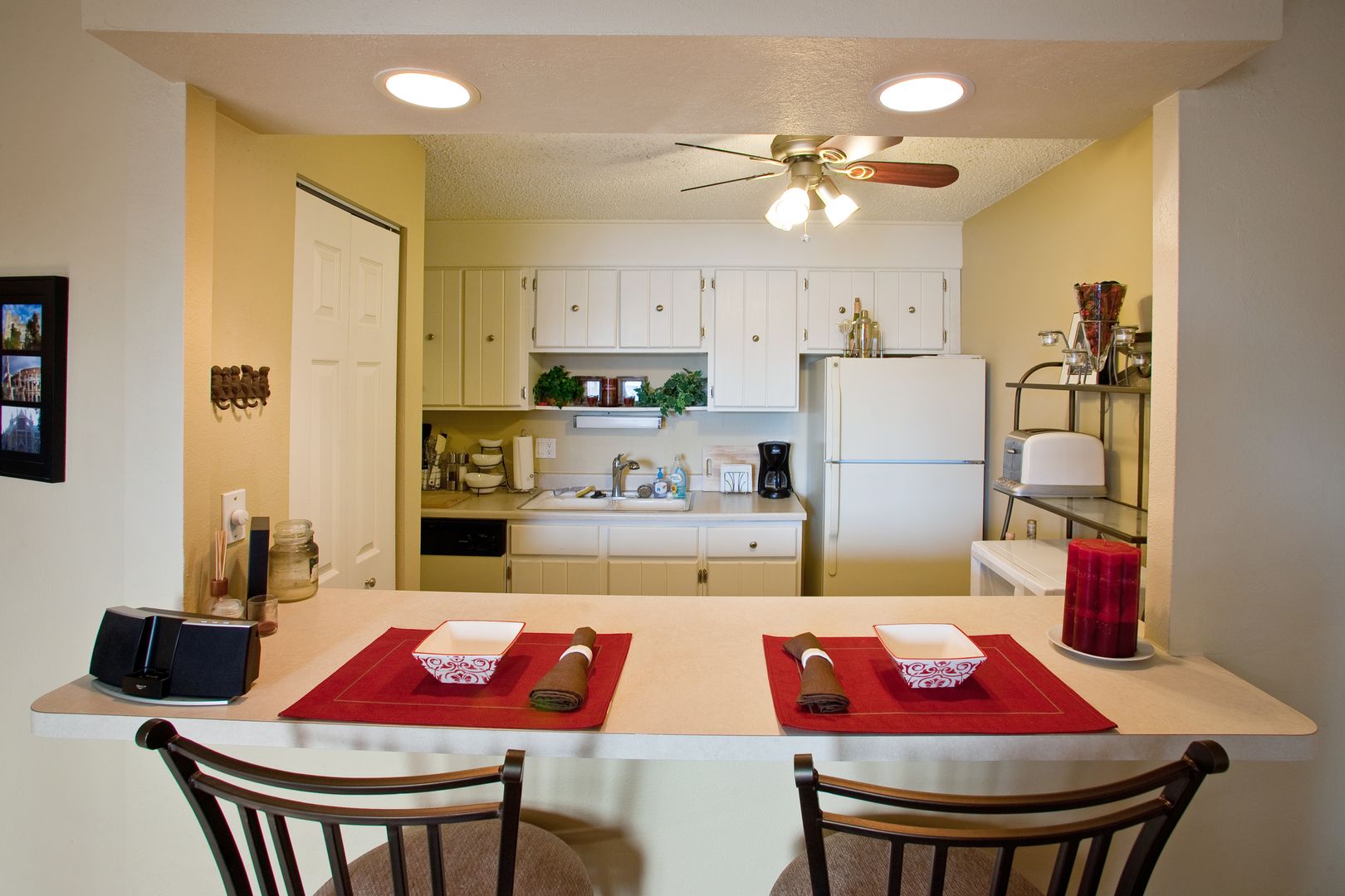 Denver Apartment: 1240 N Elizabeth Street