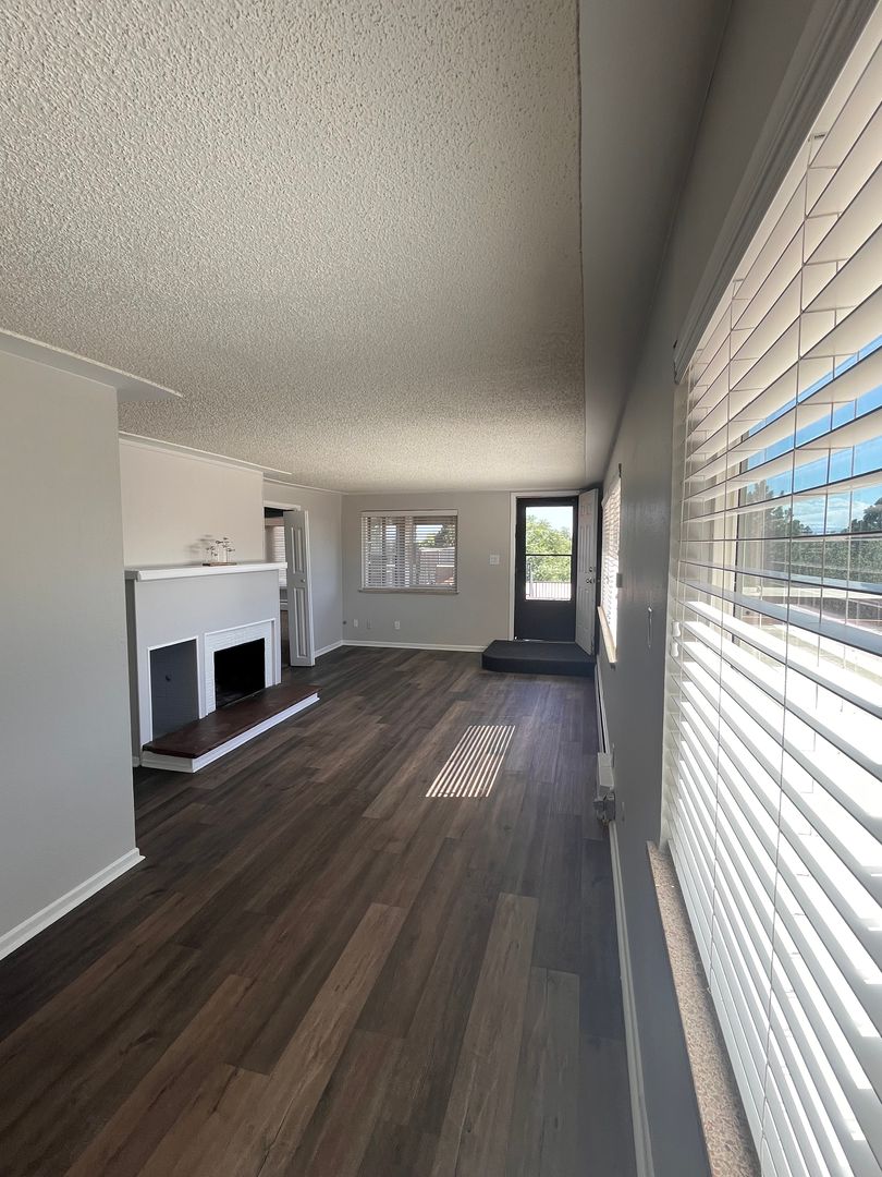 Arvada Place Apartments 6 of 13