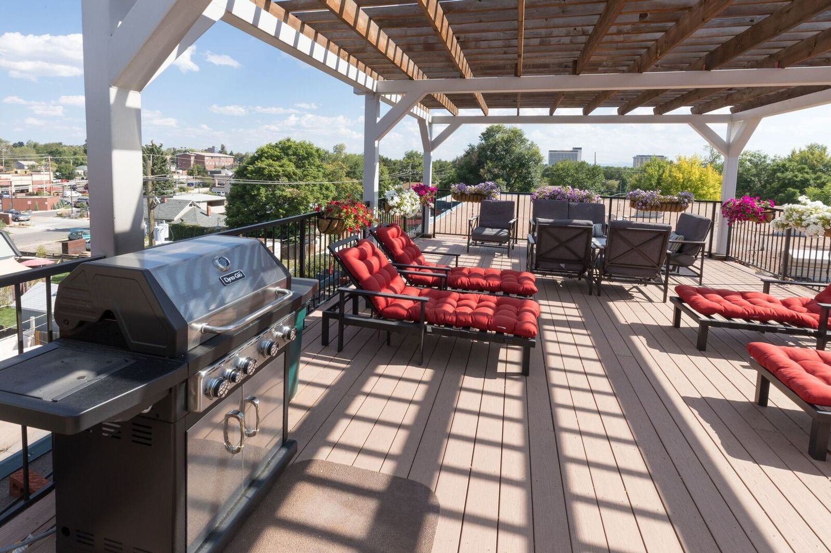 Roof deck at Winchester &amp; Browning Apartments (7 of 8)